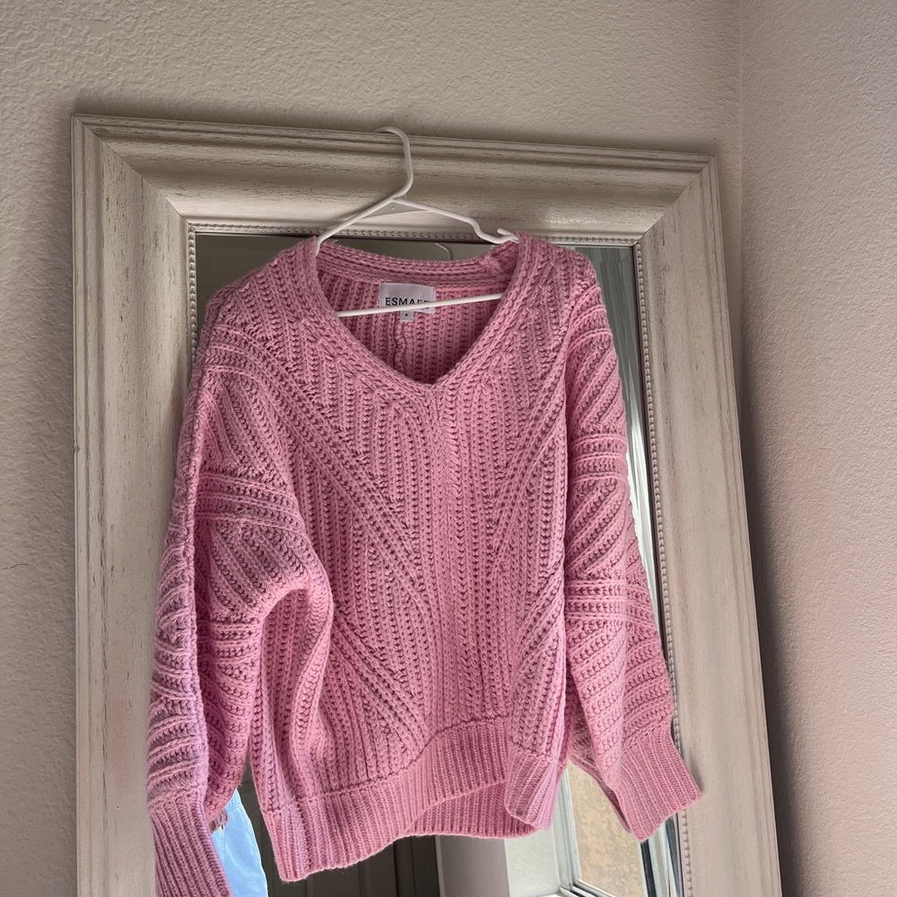 Esmaee pink sweater